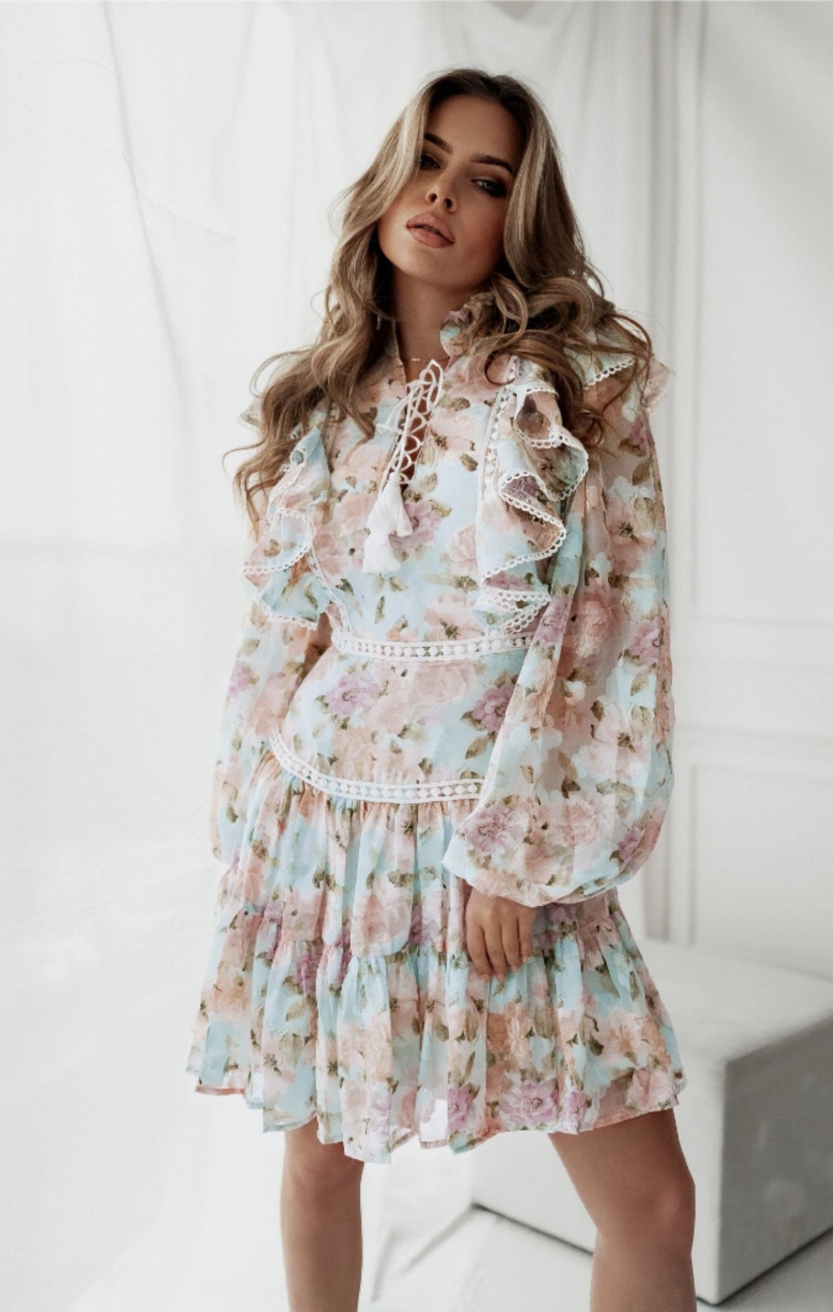 Robe fleuri dentelle